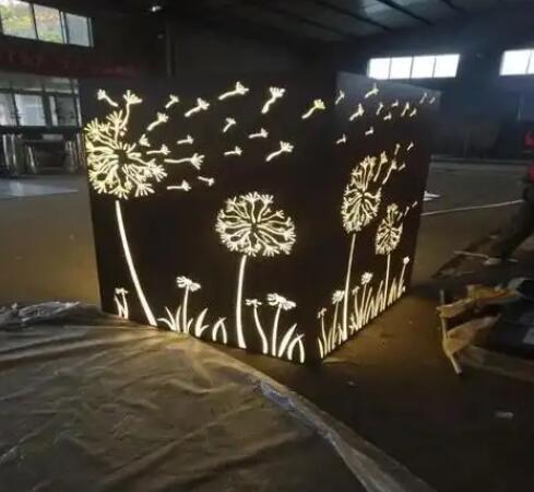 天安乡耐候钢灯箱